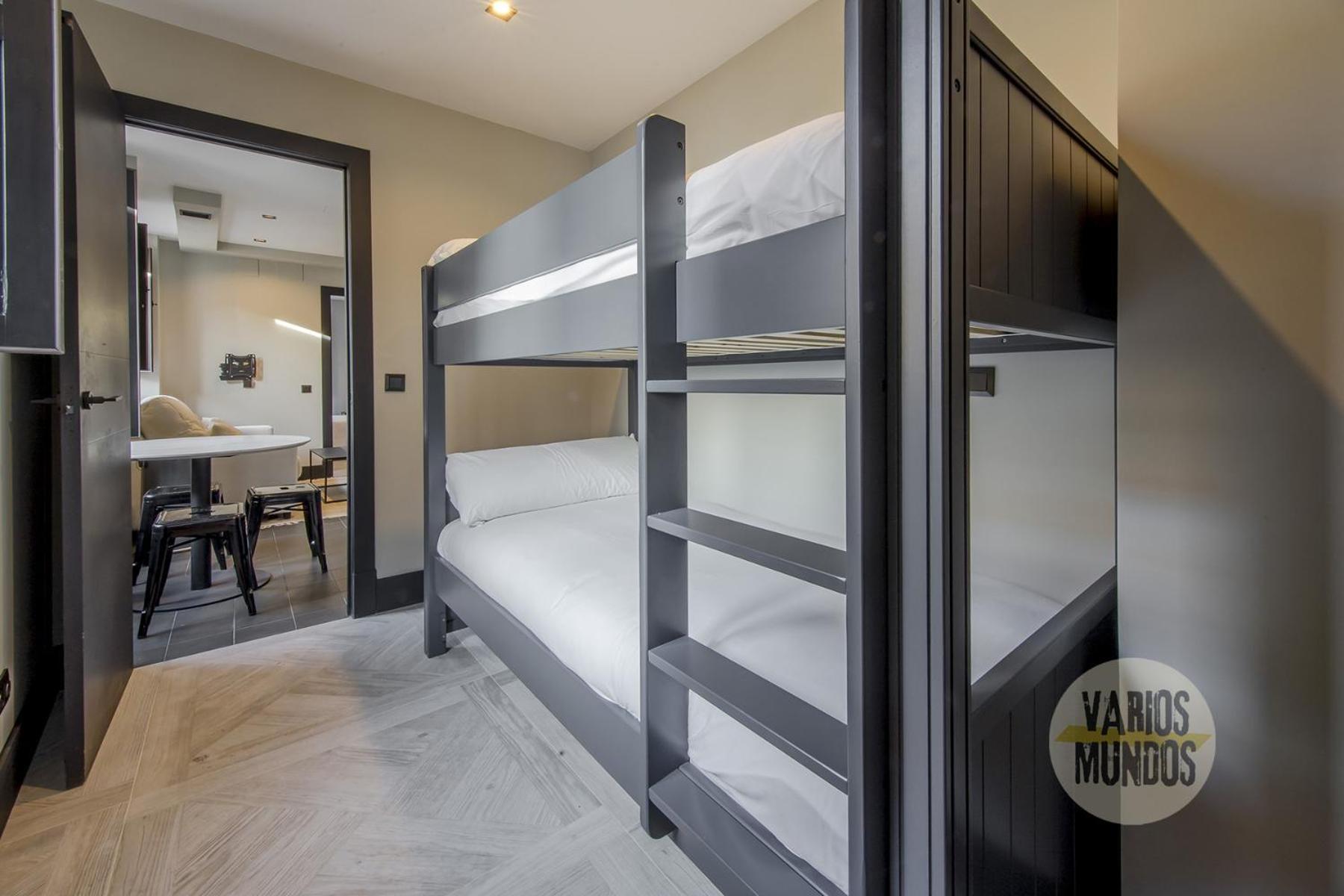 Premium Apt 7Pax En Calle Santa Ana-La Latina E2 マドリード エクステリア 写真