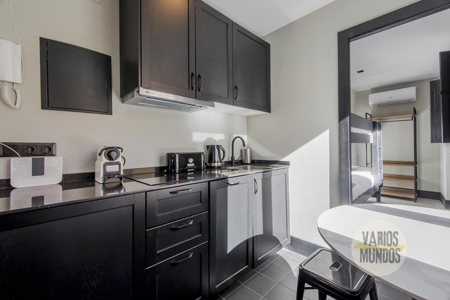 Premium Apt 7Pax En Calle Santa Ana-La Latina E2 マドリード エクステリア 写真